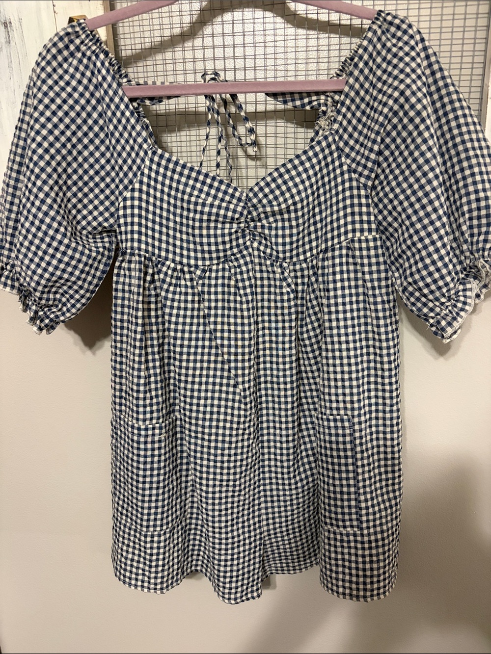 Woven Gingham Sweetheart Neck Peasant romper - Navy/White